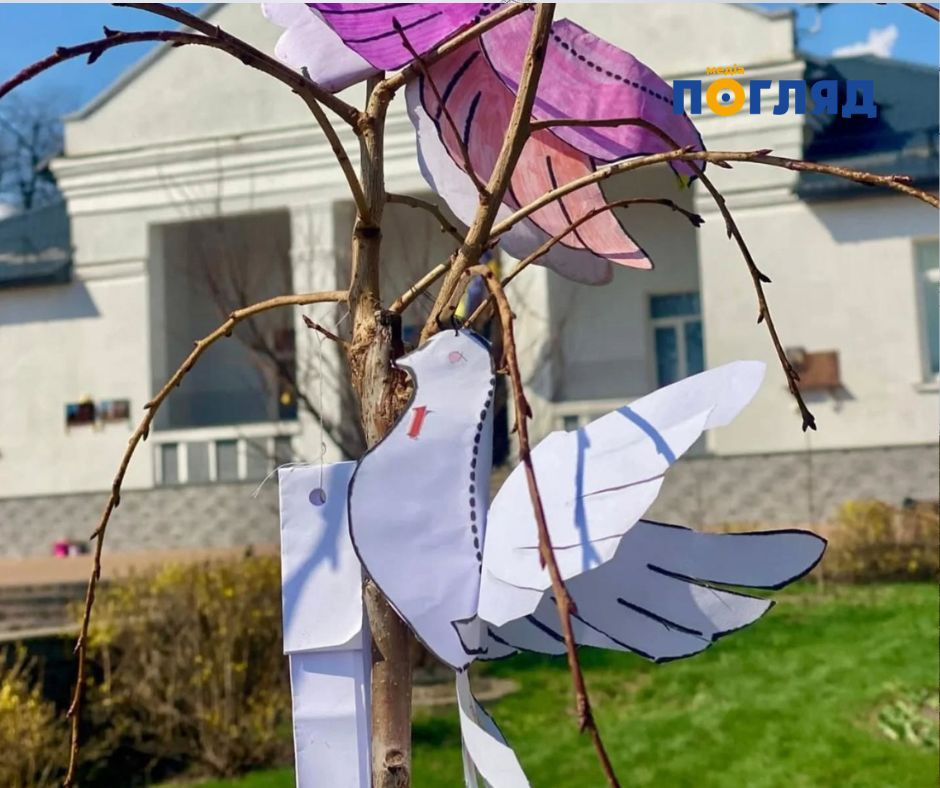 Сакури на честь загиблих захисників висадили в Бучі (ФОТО) - зображення